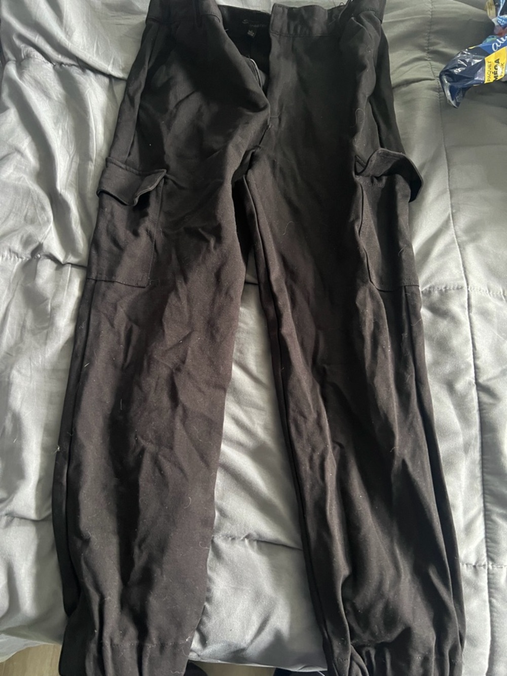 Shinestar Black Cargo Pants with Side Flap Pockets